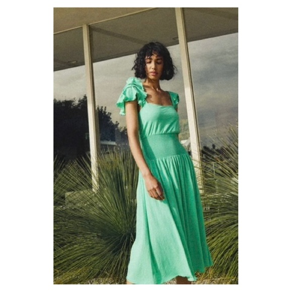 Nation LTD Dresses & Skirts - NATION LTD • Brittini Smocked Waist Midi Dress in Katydid